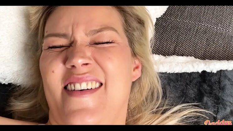 Daddys Luder Amateur Mature Big Ass - Play With My Wet Pussy & Vibrator Until I Scream