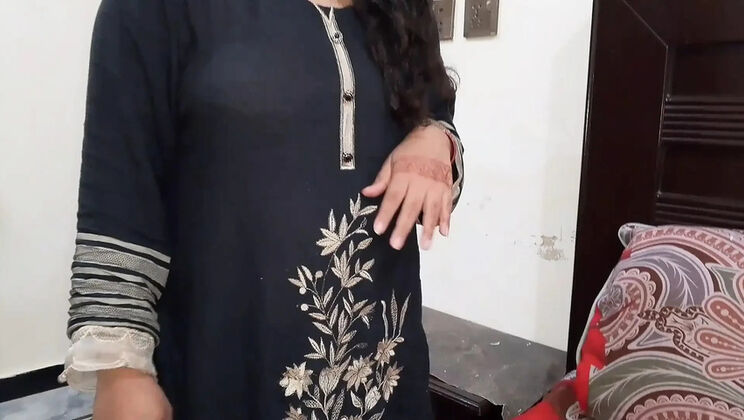 Step Mom Wakes Step Son For Morning Blowjob & Creampie - QueenbeautyQB Homemade