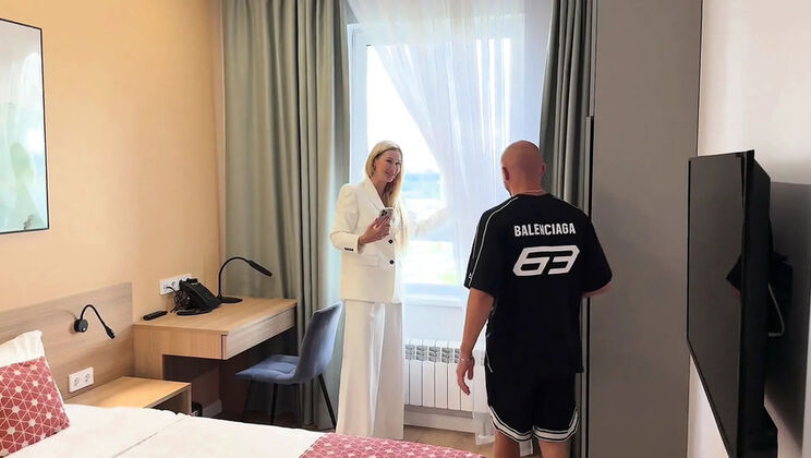 Amateur MILF MurAmurr Threesome MMF - Double Blowjob & Riding Big Dick Rough