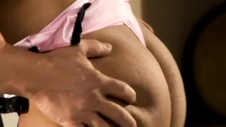 Big Tits MILF Ice La Fox Gets Hardcore Night Fuck & Cumshot From Jack Lawrence