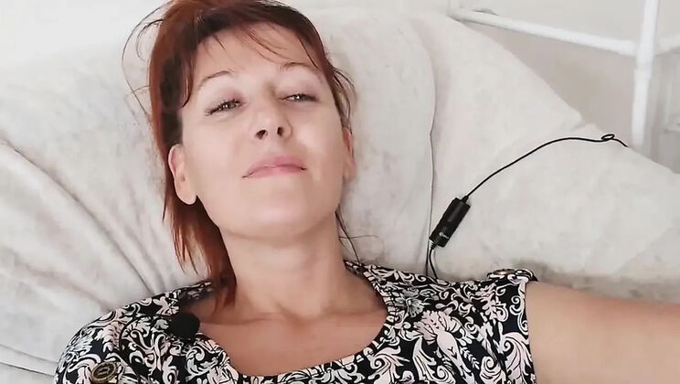 GinnaGg Hairy MILF Solo Masturbation - Finger Fuck Orgasm After Vibrator Dies