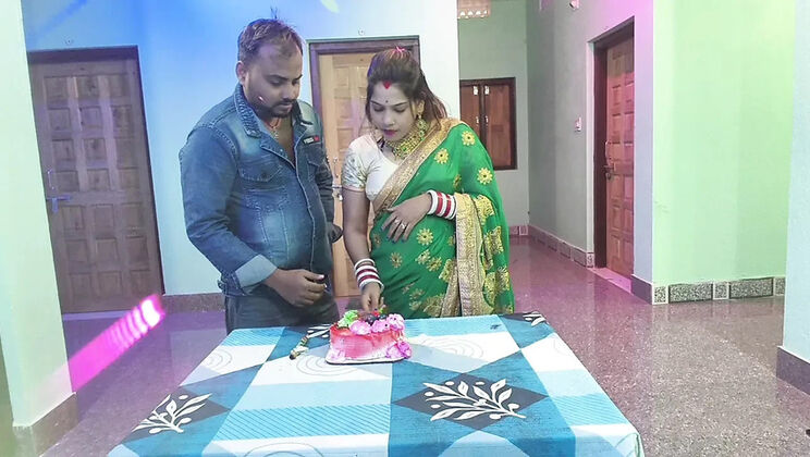 New Year Bhabhi Hardcore Fuck with Devar After Cake - Sona Bhabhi Big Tits Doggy Hindi Sex