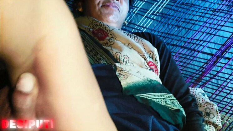 Payal Bhabhi First Time Anal with Devar - Saree Sex Outdoor