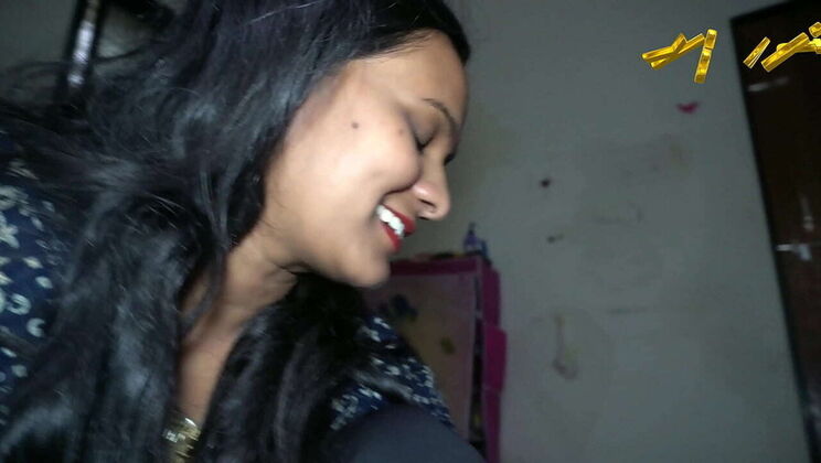 Indian Couple Real Homemade Sex - Ksalve & Skadam Natural Desi Blowjob & Handjob