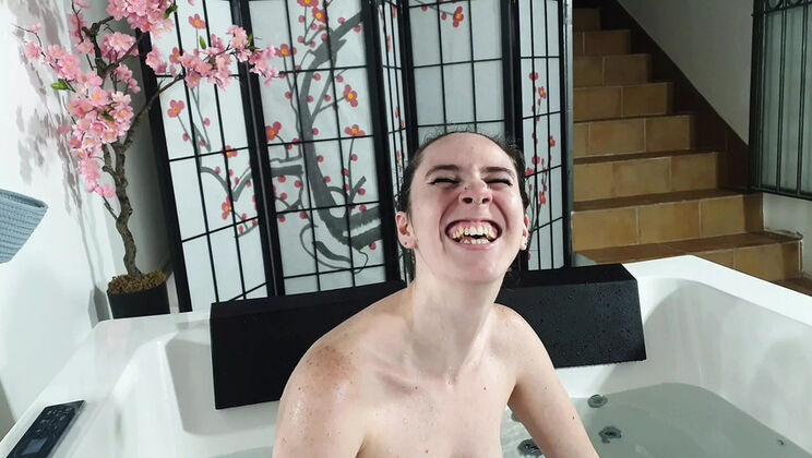 Petite Nyx Scarlett First Time Jacuzzi Interview Blowjob & Facial