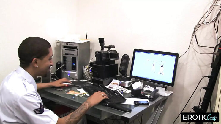 Ethan Hunt fucks mature MILF Cece Stone hard - huge tits bounce as she cums