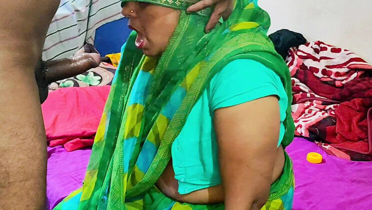 Indian Housewife Rough Anal Fucking - Desi Aunty Doggy Style & Dirty Talk