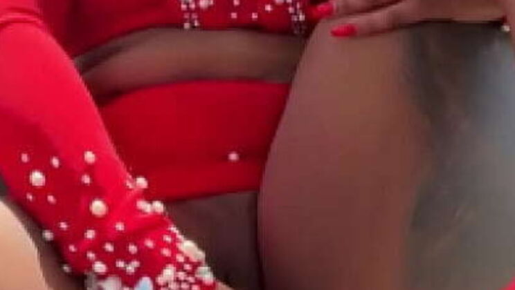 Mrs Feedme Squirting Outdoor in Atlanta Public Missionary