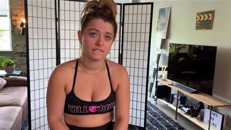 Casting Curvy PAWG Gets Breeding Creampie Massage From Client