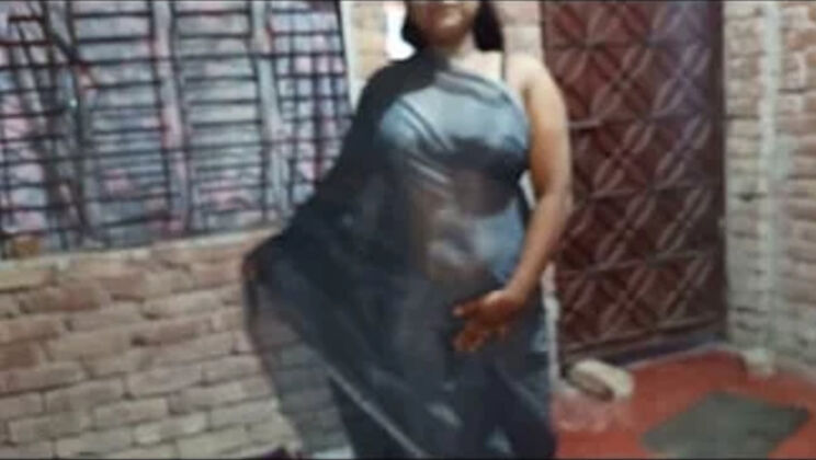 Desi Wife Skakoi Slow Saree Strip Tease Homemade Bengali Bhabhi