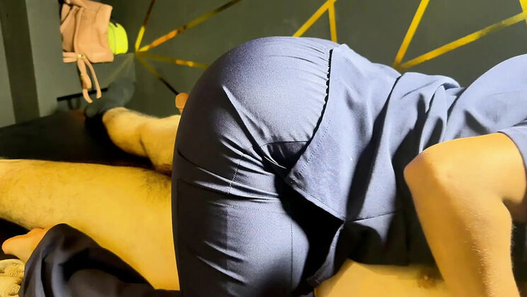 Leyne Rodriguez Erotic Massage Happy Ending - Amateur Latina MILF Nude Oil Handjob & Blowjob