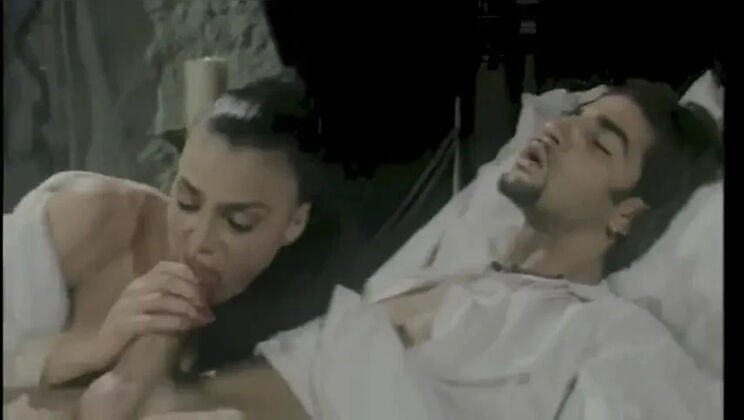 Big Tits Blonde Blowjob - Venere Bianca & Deborah Valentine Suck Huge Knockers