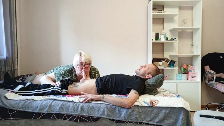 Stepmom Deep Throat Blowjob Swallows Every Last Drop of Cum