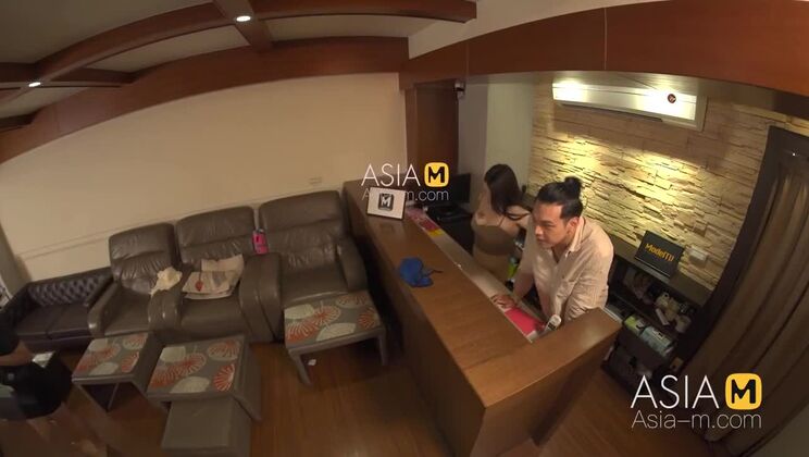 Wu Qian Qian at the Super Horny Asian Massage Parlor