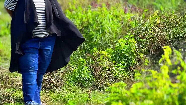 Egyptian Farm Girl Seduced in Vegetable Field and Fucked Hard by Stranger - Arab BBW with Big Tits and Big Ass