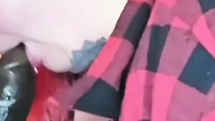 Redhead Aubrey Bigbabe304 Sloppy Blowjob on a Huge Black Dick