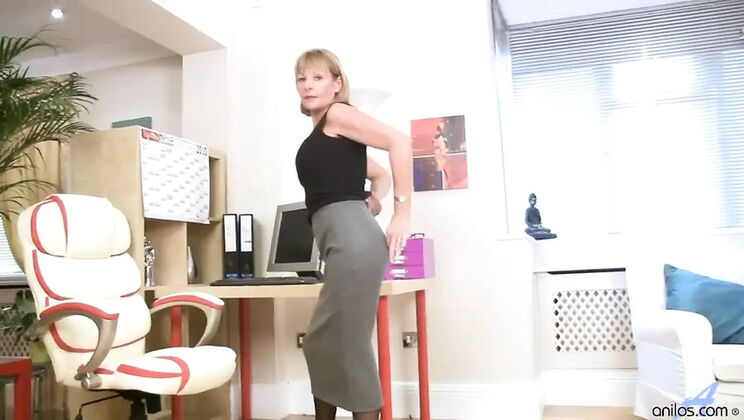 Blonde Mature Office Slut Gets a Creampie