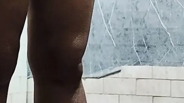 Rupss Gets Oiled Up Before Her Bath – Indian Babe Teases Close-Up