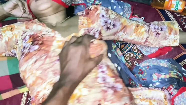 Bangladeshi Sexy Girl Vabi in Bathroom HD Video