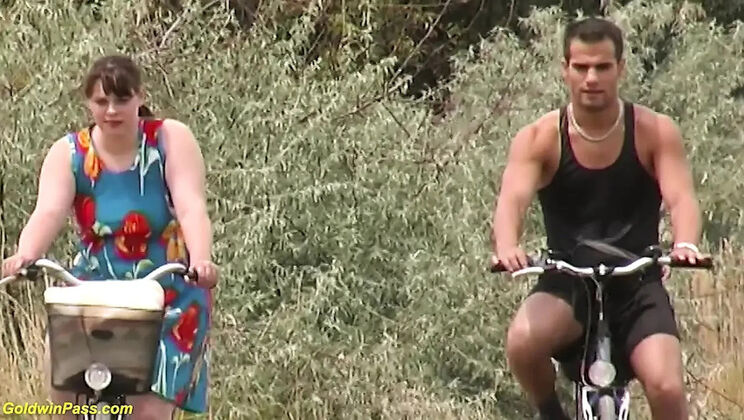 BBW Stepsister First Anal – Hairy Bush Outdoor Rough Sex