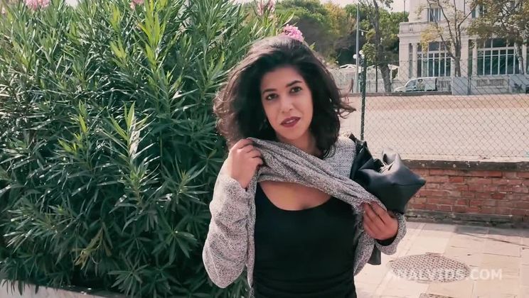 Elisabetta Zaffiro - Italian Sluts Elisabetta Zaffiro gets fucked in the ass with exhibitionism outdoor and facial GL316 -